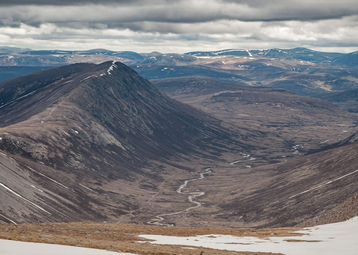 Slaves and Highlanders