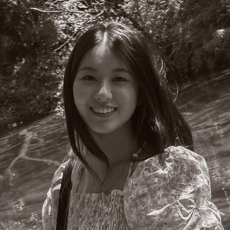 Yiyang Zhao